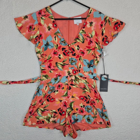 Privacy Please Pants - NWT‎ Privacy Please Floral Romper Women M Coral  Flutter Sleeve V-Neck Revolve